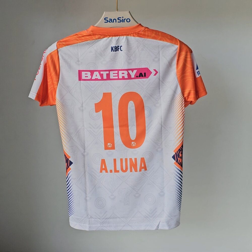 Kerala Blasters 2024-25 Third Adrian Luna - Image 2