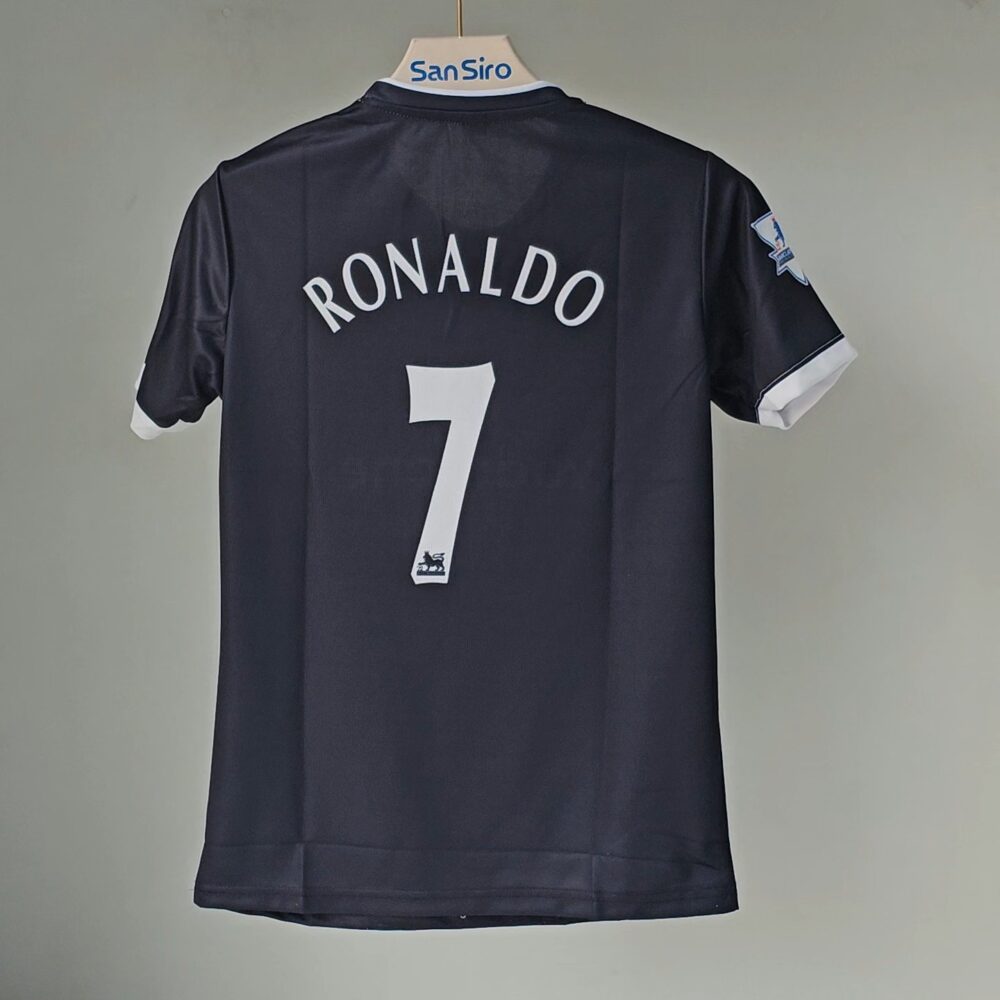 Manchester United 2003-04 Away Cristiano Ronaldo - Image 2