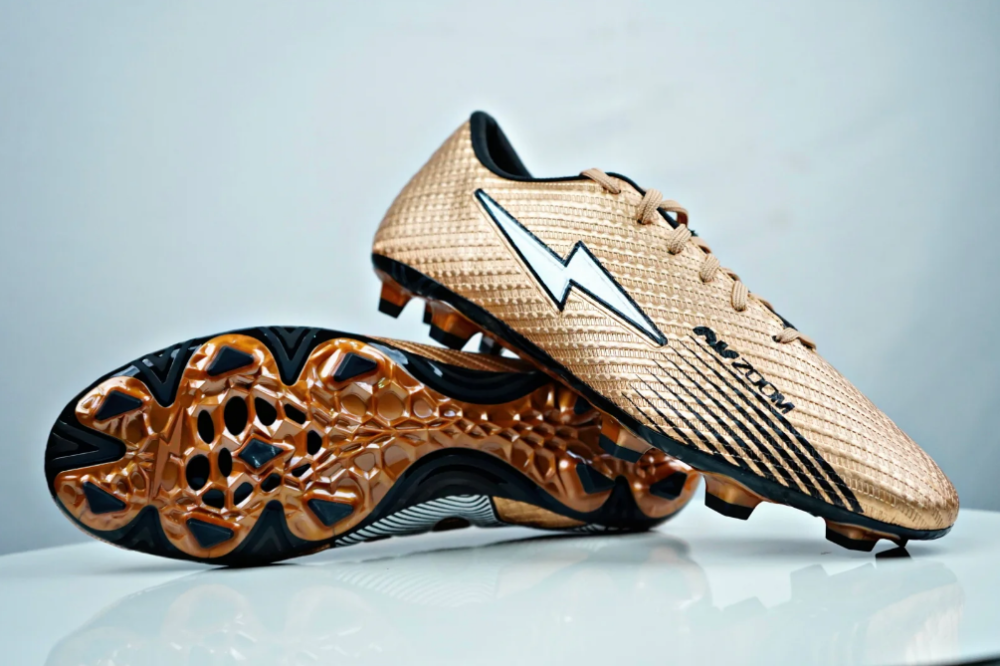 Spika AirZoom Football Boots - Image 2