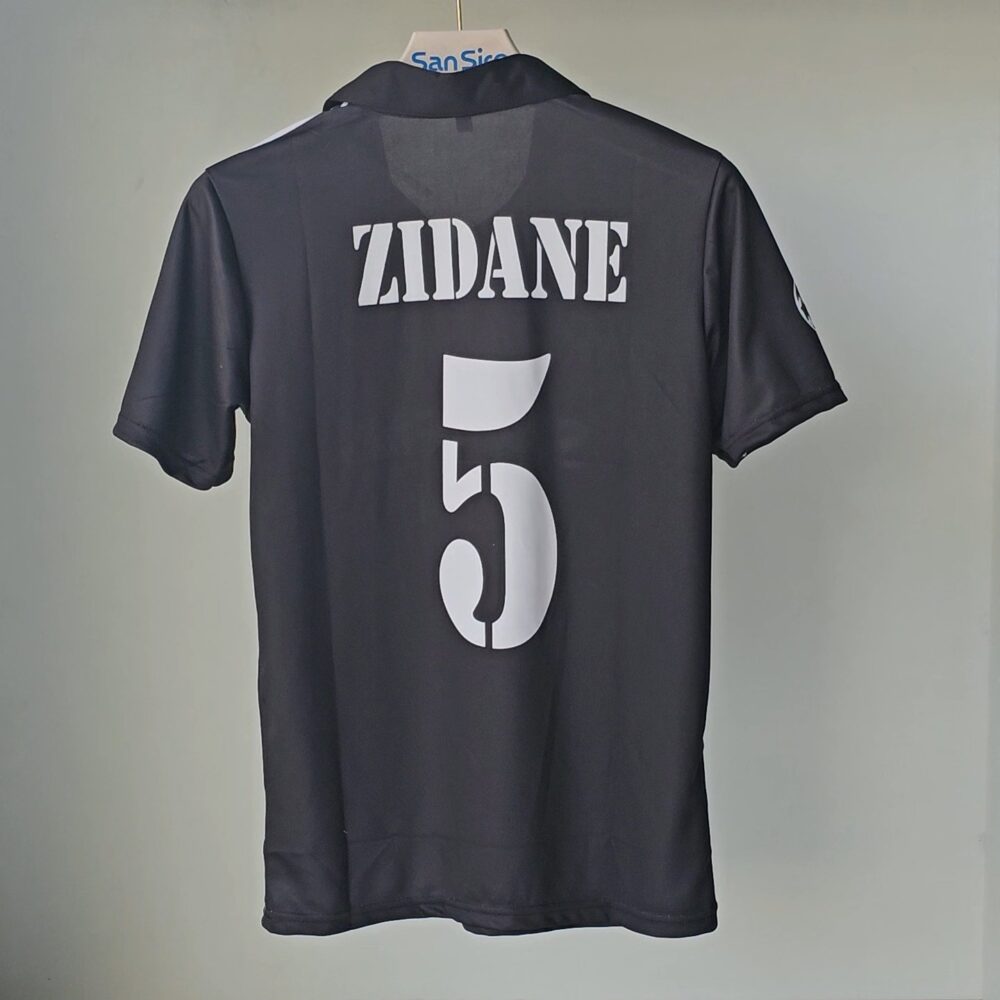 Real Madrid Zinedine Zidane - Image 2