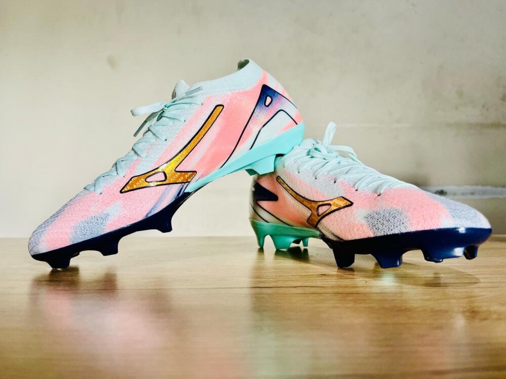 Anza Lithos Football Boots