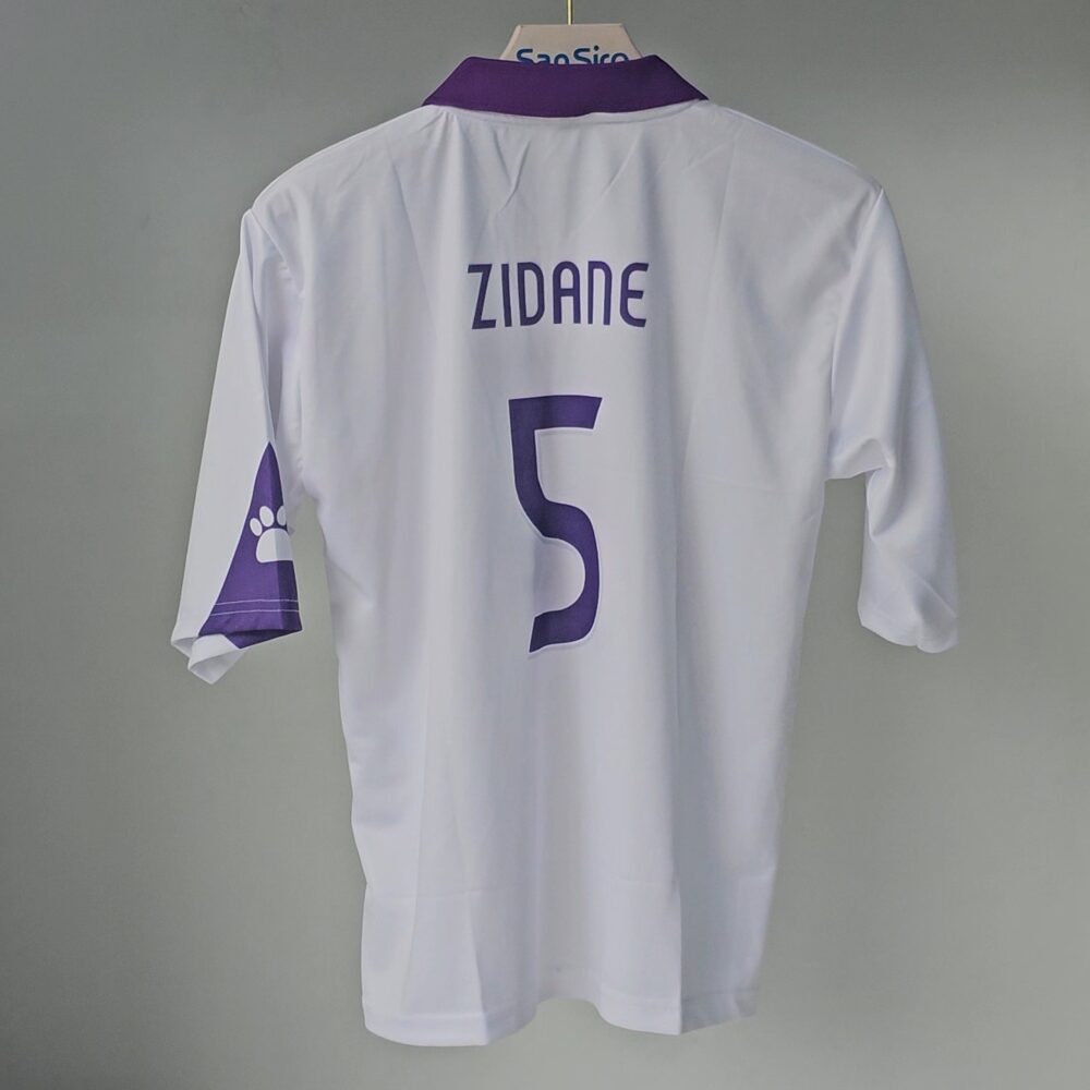 Real Madrid Zinedine Zidane - Image 2