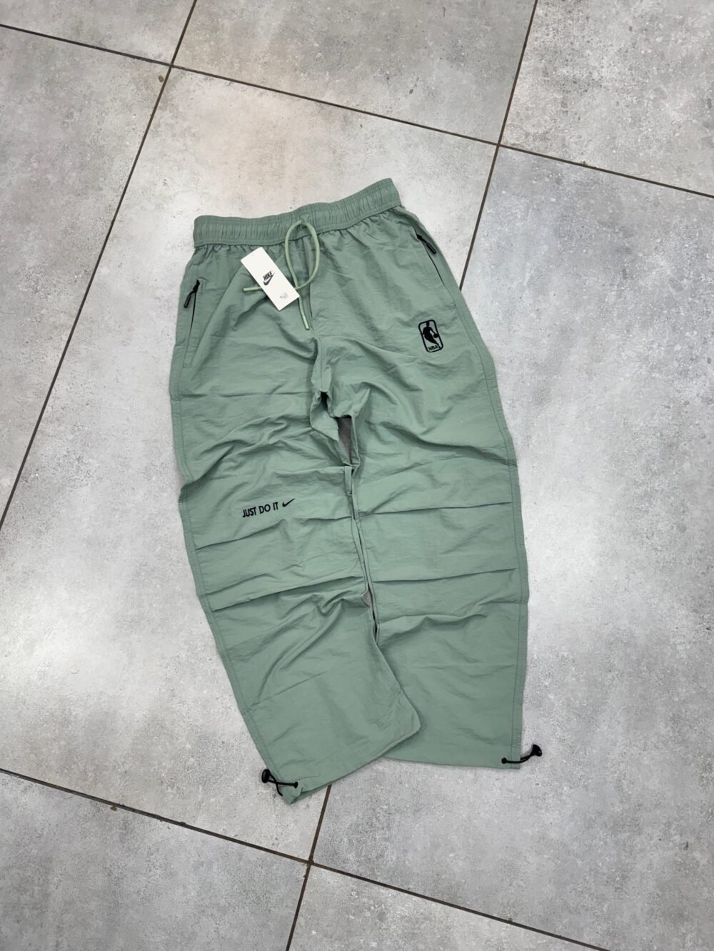 Trackpant