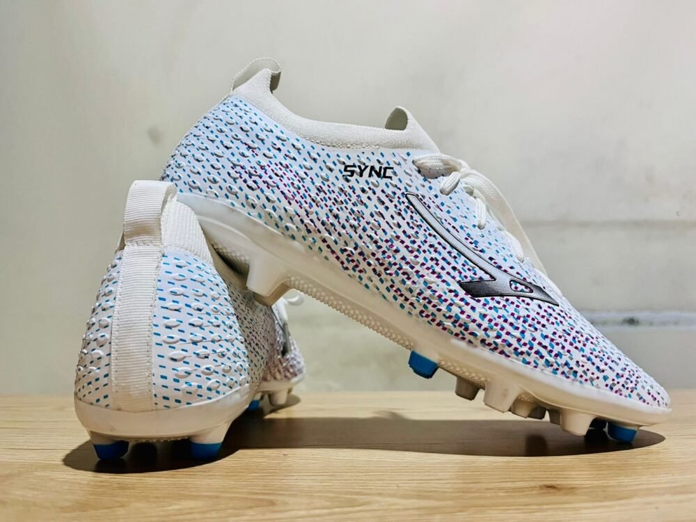 Anza Sync Football Boots - Image 2